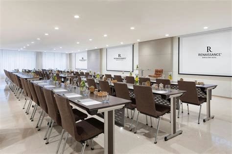 RENAISSANCE BARCELONA HOTEL | Rooftop Dining & Stylish Rooms | Book ...