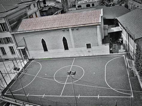 Rooftop Sportsfield 的图像结果