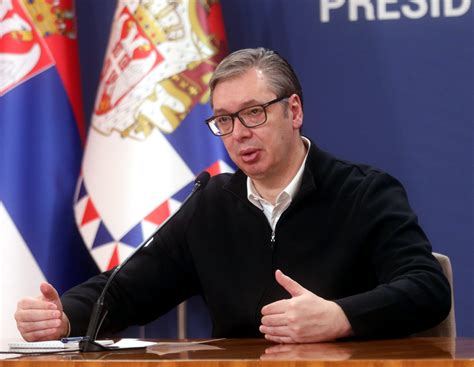 Vučić droht mit rechtlichen Schritten wegen der Geschichte um die ...