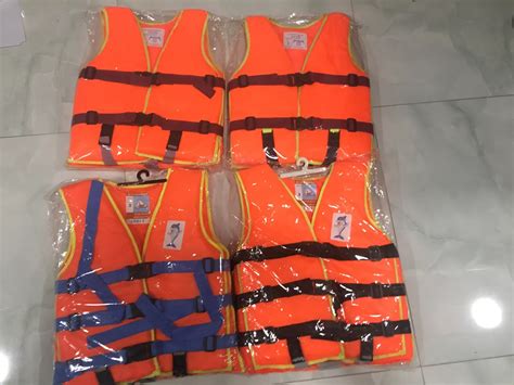 5 điều bạn cần phải biết về áo phao cứu hộ có đủ an toàn hay không?