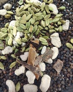 Natural Bite India Whole Organic 25g Tea Masala Sabut Chay Masala Seed ...
