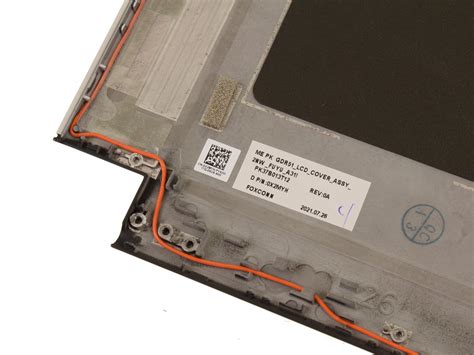 Alienware R15 Back Cover 的图像结果