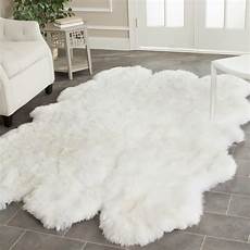 Fluffy Area Rugs by Fluffy White Rug A Small Floor Feature For Ultimate Fluffy Area Rugs