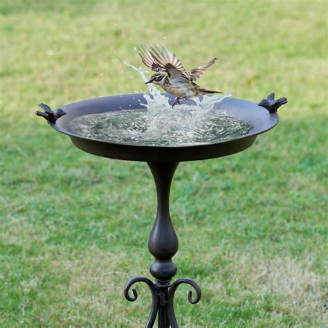 Amazon.com: MNRYLKB Dia 18" W*28" H Large Metal Bird Bath with Stand, Bird Baths for Outdoors ...