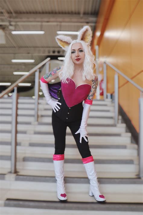 My Rouge The Bat cosplay! : r/cosplayers