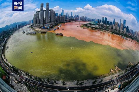 洪峰过境 重庆涪陵两江交汇现鸳鸯锅景观-搜狐大视野-搜狐新闻