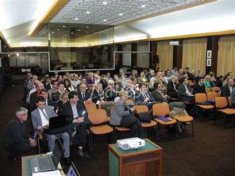 Vesti . Naučno-stručno savetovanje u Čigoti na temu "Saobraćajne nezgode"