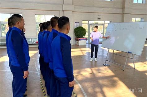 昌吉市举办了WER机器人竞赛编程知识培训班-新疆维吾尔自治区科学技术协会