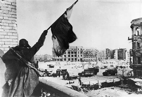 Eastern Front - Russian advance to the Vistula (summer 1944) | Britannica