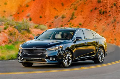 2017 Kia Cadenza