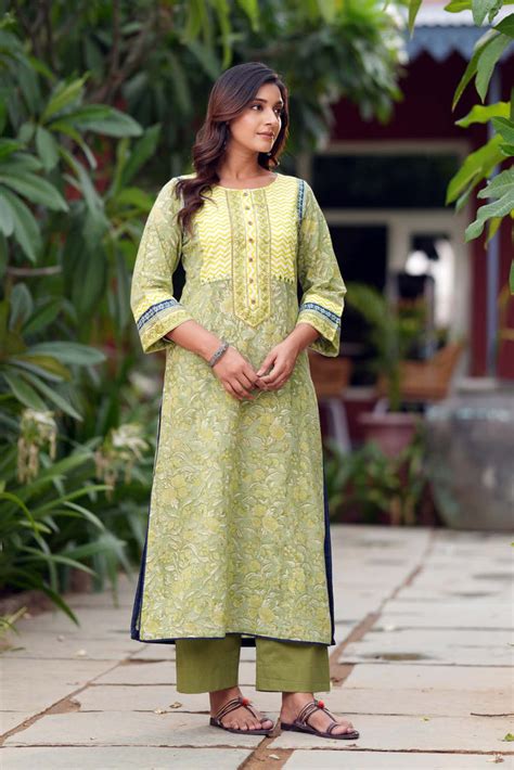 Cotras - India's #1 Handcrafted & Premium Designer Women Wear Store