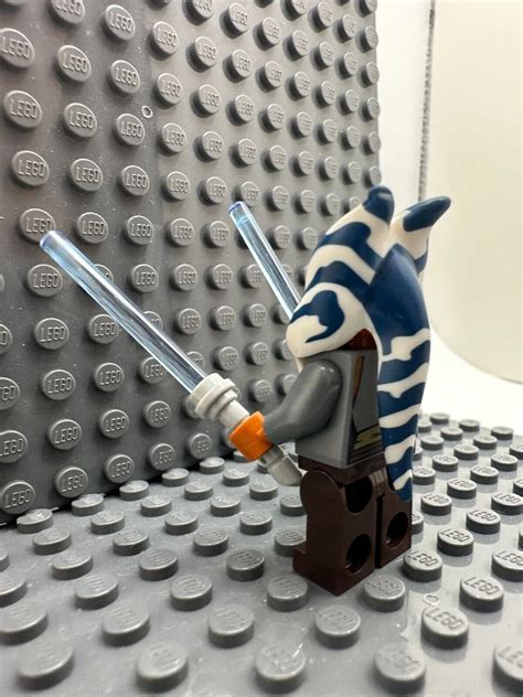LEGO (sw0759) Ahsoka Tano (Rebels) STAR WARS Minifigure - Authentic See ...