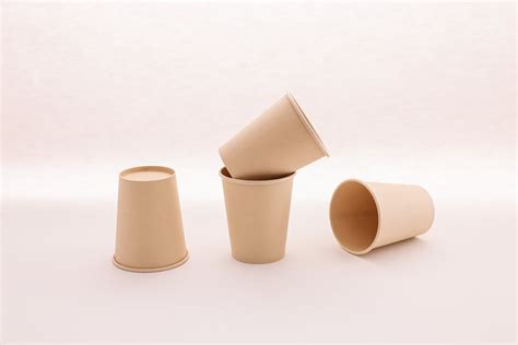 Making Disposable Cups 的图像结果