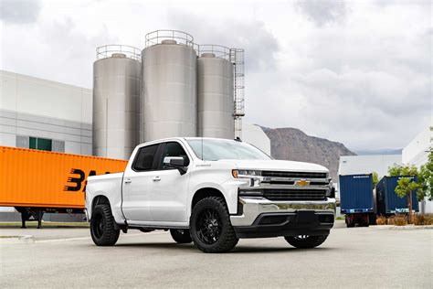 Chevy Silverado 1500 Wheels & Fitment Guide | Hardrock Offroad
