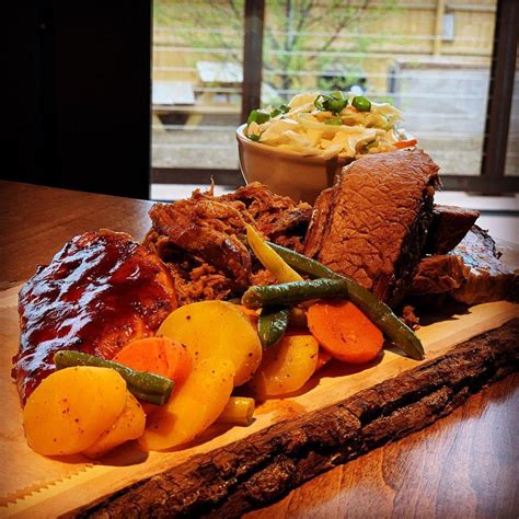 Barry Dyngles menu in Youngstown, Ohio, USA