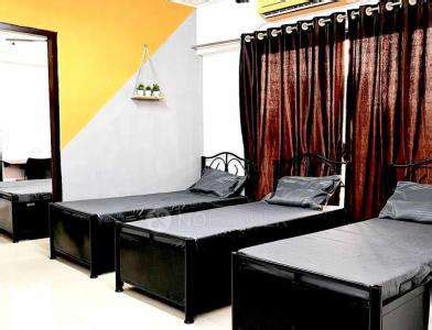 PG for MALE in Connaught Place for Rs 7000 available Immediately ...