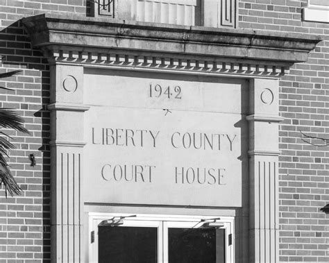 Liberty County Courthouse (Bristol, Florida) | Stock Images | Photos