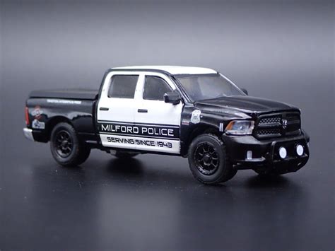 '17 Ram 1500 (Hot Pursuit Series 40 (Milford Police Department) - 2021) - WheelCo.in.ua