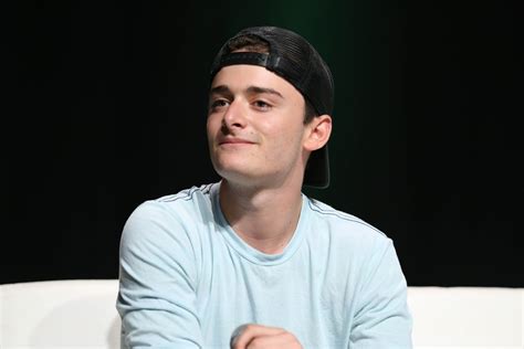 Noah Schnapp Says Hints About Will Byers' Sexuality 'Always Kind of ...