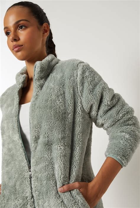 Shop for Winter Jackets for Women Online in India | Max Fashion