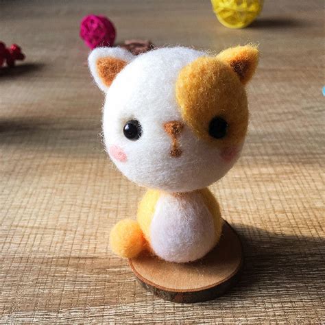 Felting a Cat 的图像结果