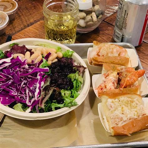 LUKE'S LOBSTER CITY HALL, Chicago - Theater District - Menu, Prices ...