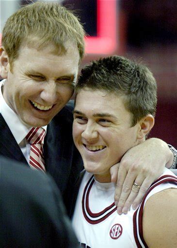 Auburn faces tough test for first SEC win at Arkansas' Bud Walton Arena ...