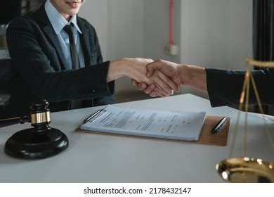 Civil Law Handshake Wallpaper 的图像结果