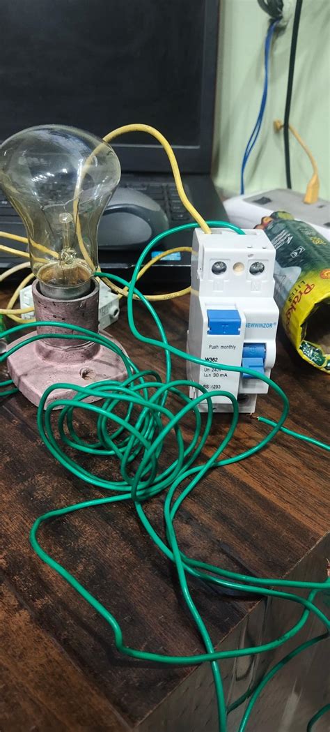 2-Pole RCCB, Elcb, Circuit Breaker, 40Amp, 240V, 30mA Sensitivity, Home ...