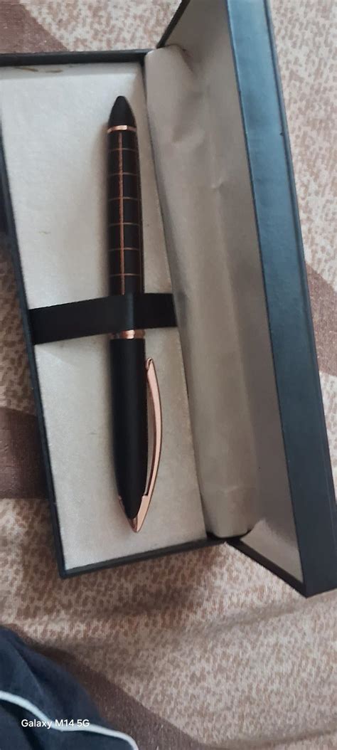 amazon basics Elegant Ballpoint Pen with Classy Stainless Steel Body ...