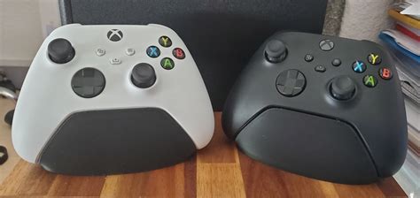 3D printing Minimalistic Xbox Controller Stand • made with Ender 3・Cults