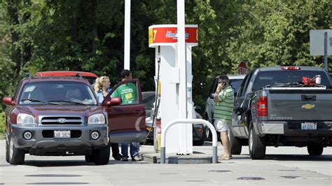 Chicago Gas Prices | WGN Radio 720 - Chicago's Very Own