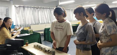 台州春华2021年初级茶艺师职业技能等级考证圆满举行 - 春华教育集团