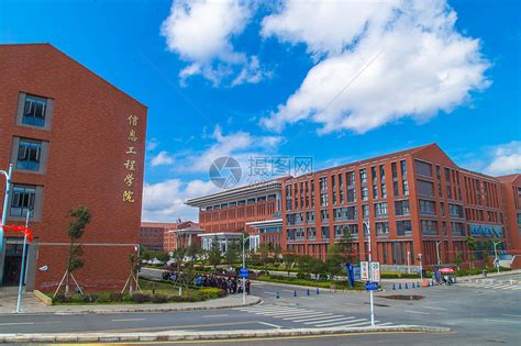 贵州安顺职业技术学院园区高清图片下载-正版图片501608673-摄图网