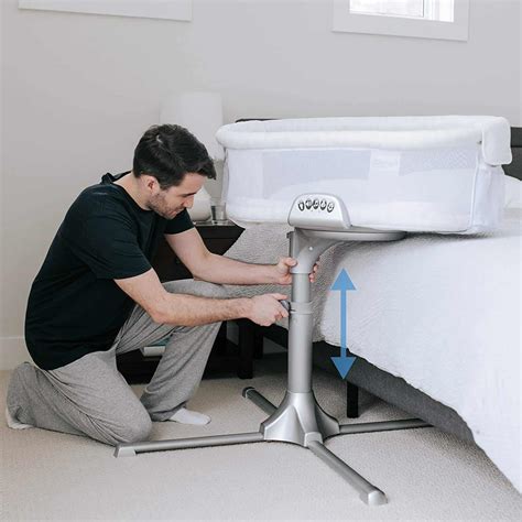 HALO Bassinet Review - Swivel Sleeper Bassinets | Upside Dad