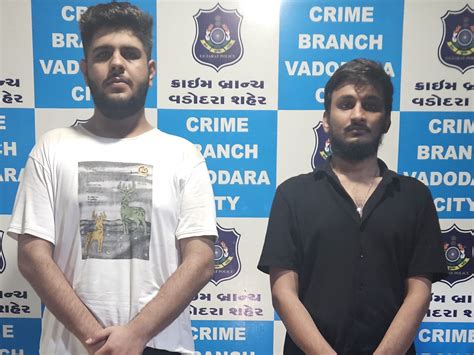 Vadodara Crime Branch nabbed two persons wanted for 5 offenses of ...