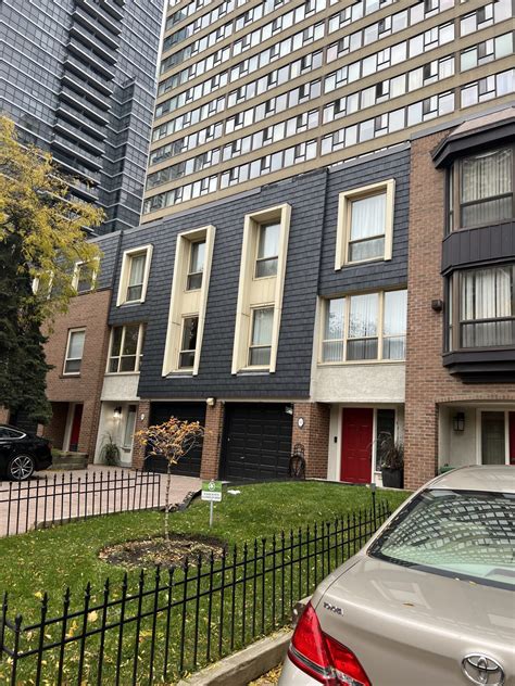 Synthetic Slate, Cedar Shake & Clay - Royal Roofing