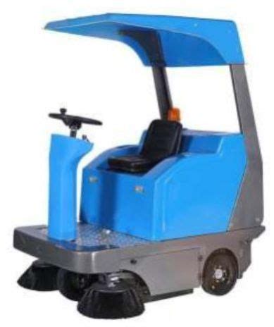 CTI-1012 Ride On Sweeper Machine Manufacturer, Supplier from Noida