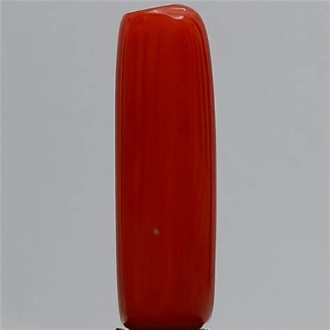 4.9 carat 5.39 ratti IGI-GTL certified natural Italian cylindrical ...