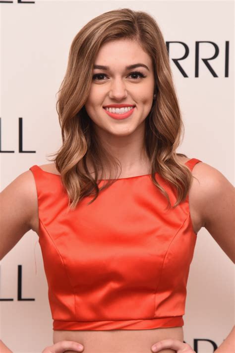 Sadie Robertson Net Worth - Wiki, Age, Weight and Height, Relationships ...