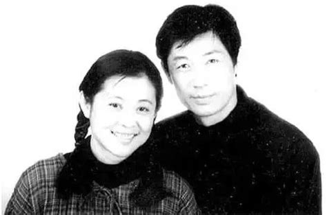 倪萍结过几次婚有几个老公 倪萍的第一任丈夫老公是谁资料_168看看网