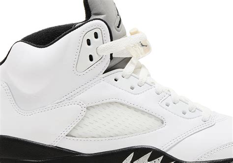 Buy Air Jordan 5 Retro 'White Black' - DD0587 110 | GOAT