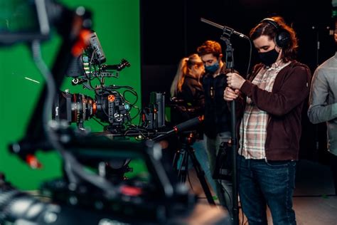 Technology Greenscreen 的图像结果