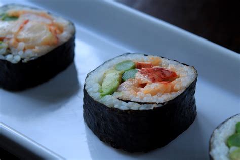 Spicy Lobster Sushi Roll Recipe | Alonon Cookware – Anolon