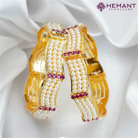 Traditional Maharashtrian Kolhapuri Micro Gold Plated Vakiya III Moti ...