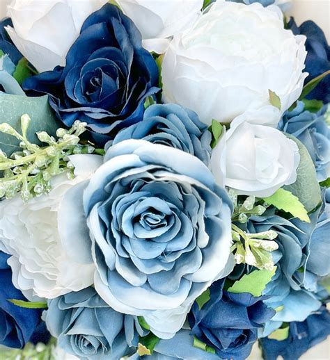 Blue flowers for wedding 60 photos - Astyledwedding.com