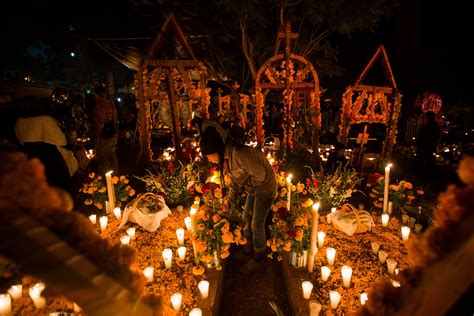 Day of the Dead (Día de los Muertos) ‑ Origins, Celebrations, Parade ...