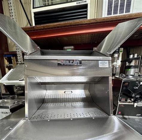 Vulcan VCW26 26 Gallon First-In First-Out Chip Warmer, Top Load Style ...
