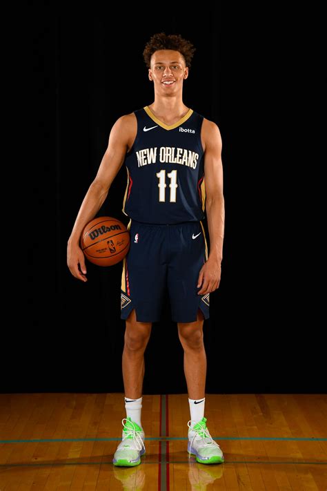 Photos: Dyson Daniels | 2022 NBA Rookie Photo Shoot Photo Gallery | NBA.com