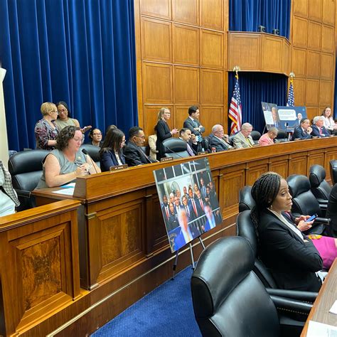 Katie Porter Wiki, Biography, Age, Gallery, Spouse and more